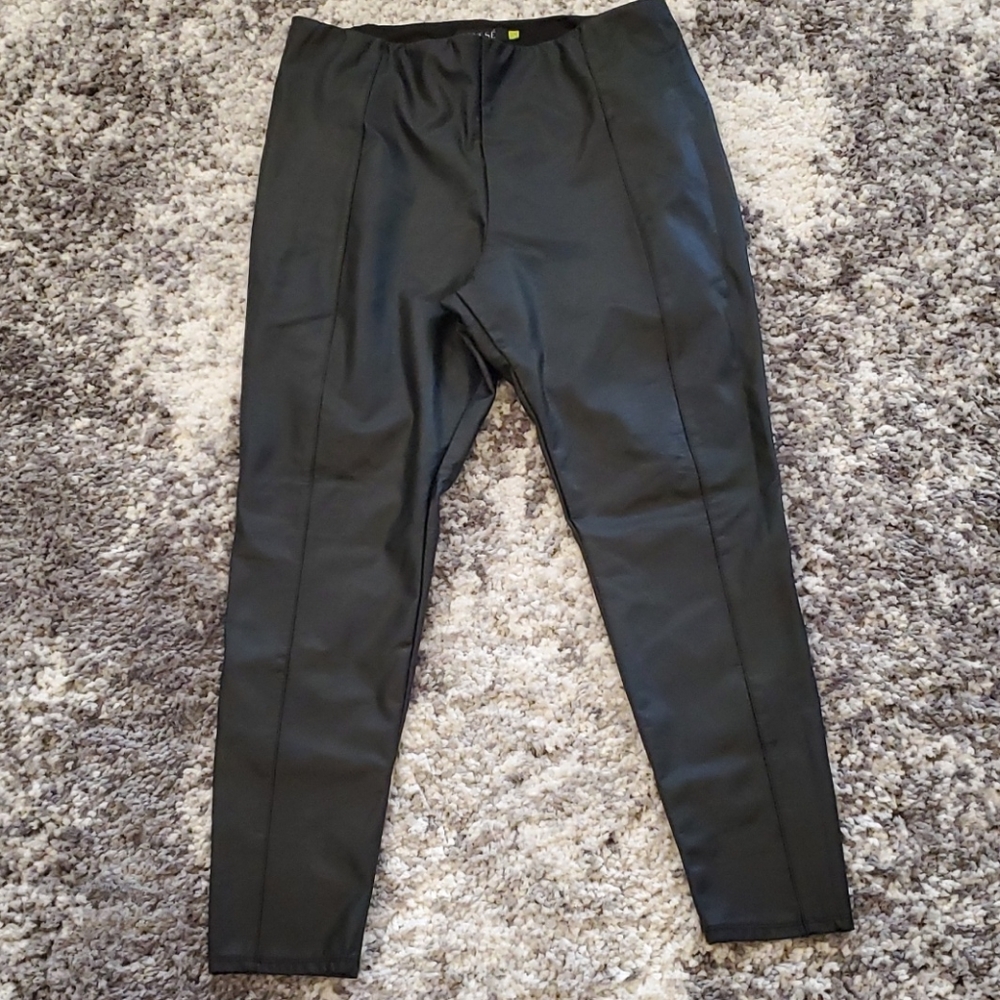 Hi Waist Vegan Leather Legging (Plus Size)